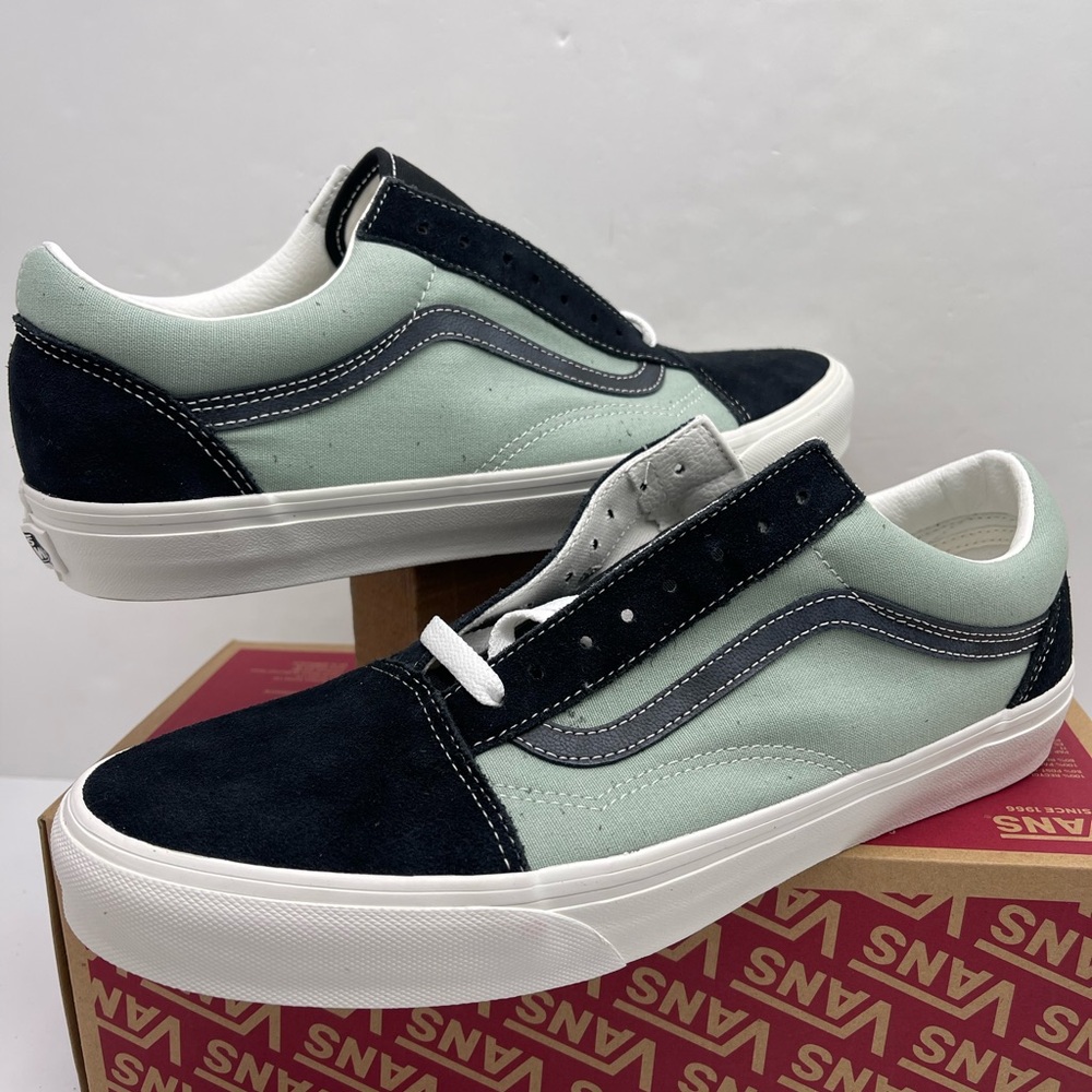 Vans Men’s Old Skool
Basics Gray Mist
VN000D7ZM8I Sneakers - Picture 11 of 16